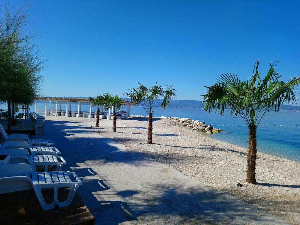 Apartment Bluebay Dugi Rat Dış mekan fotoğraf