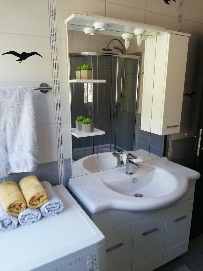Apartment Bluebay Dugi Rat Dış mekan fotoğraf